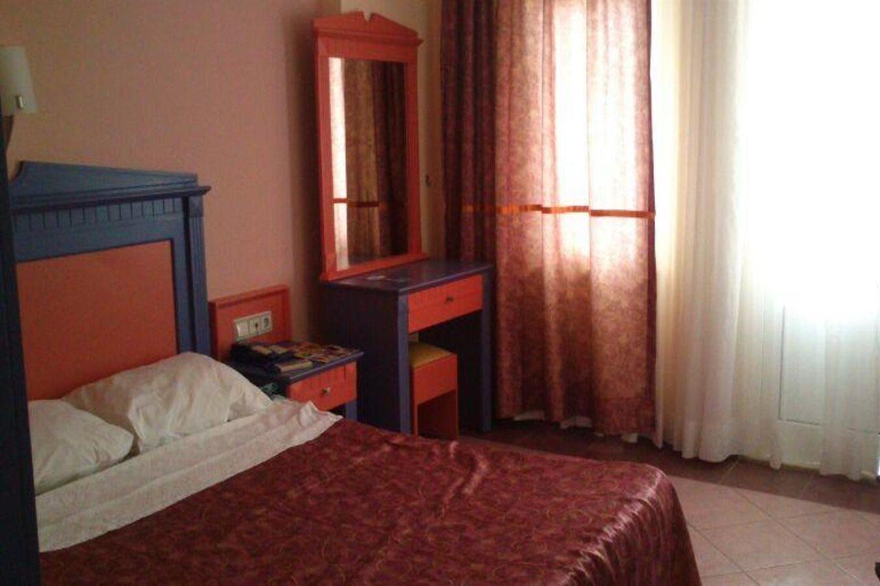 קונאקלי Drop Hotel מראה חיצוני תמונה
